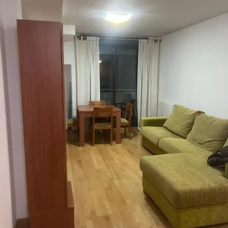 Апартаменты Pirineos